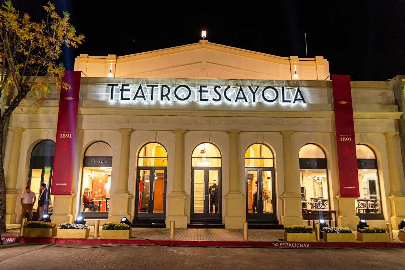 Teatro Escayola